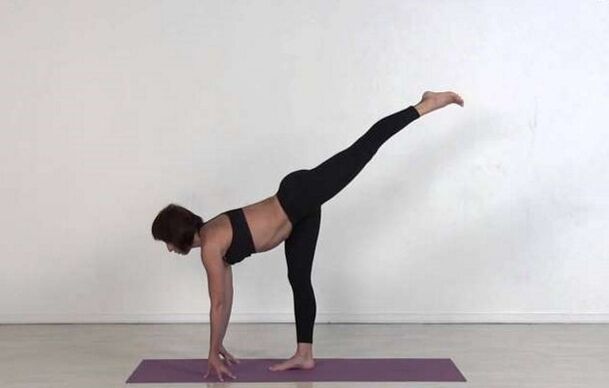 Yoga pikeun pencegahan arthrosis tina sendi tuur